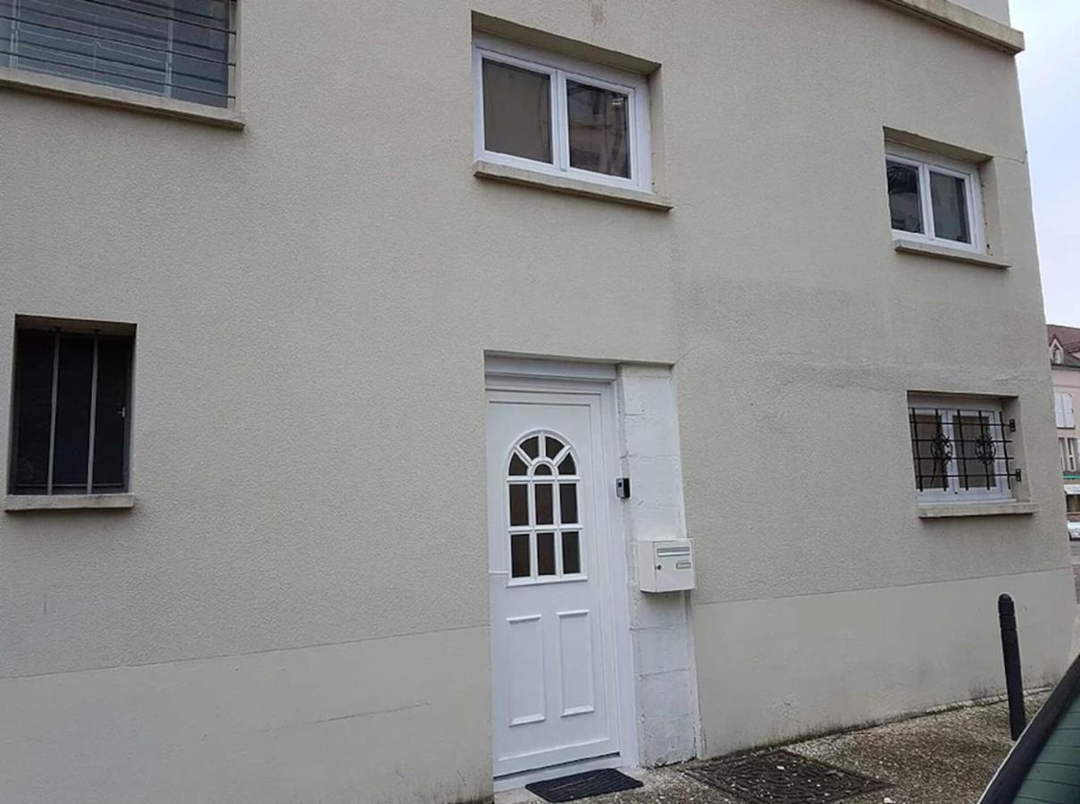 Location Duplex 52M² Au Coeur De Troyes Appartement Buitenkant foto